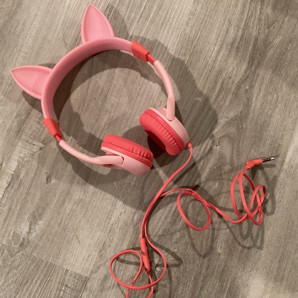Pink Cat Ear Headphones - Picture 1 of 7